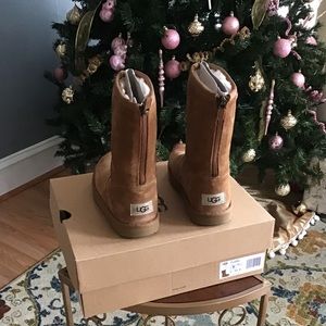 Girl UGG Boots